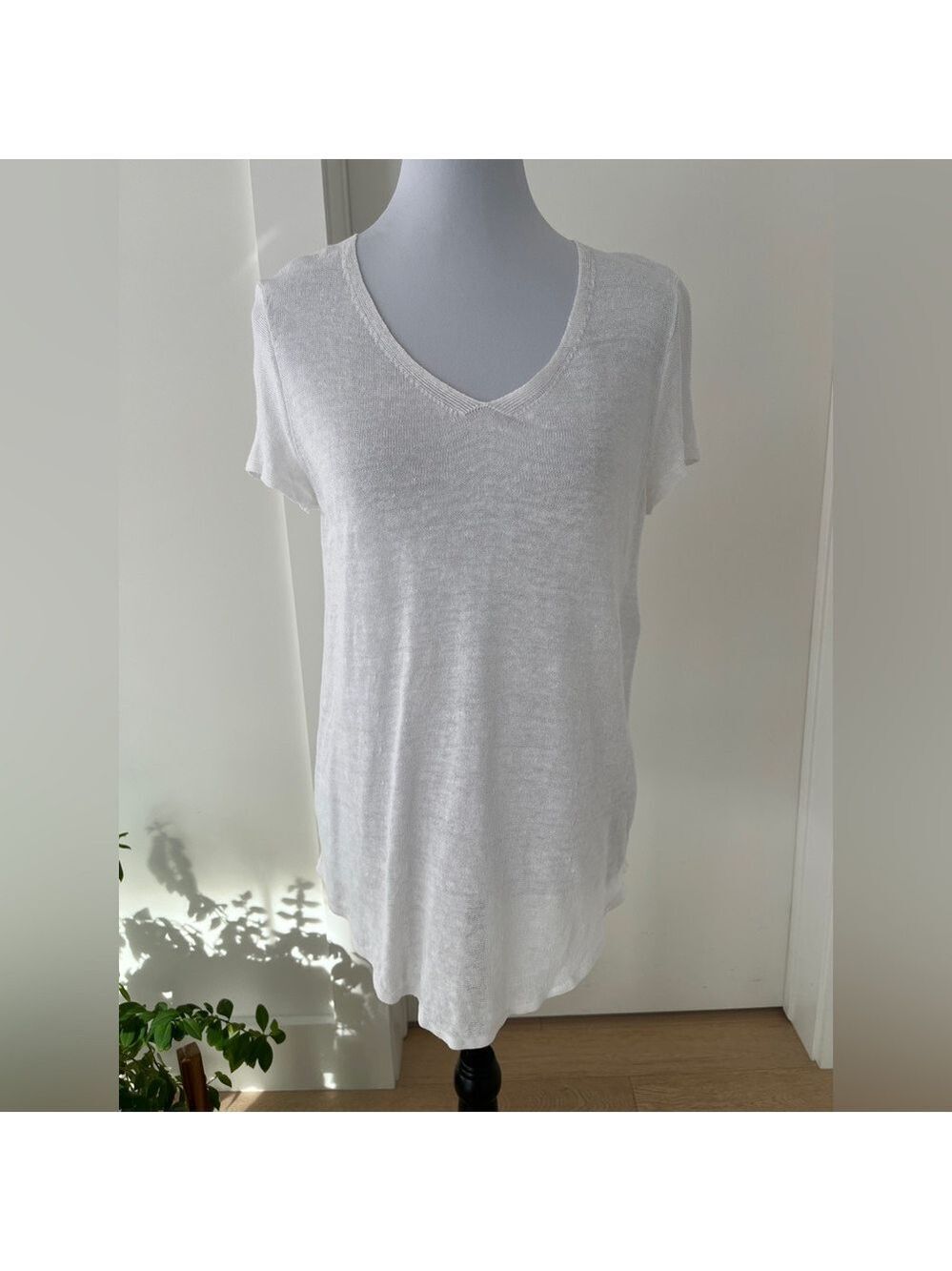 EILEEN FISHER Knit Short Sleeve Relaxed Fit Organic Linen Sheer Pullover Top